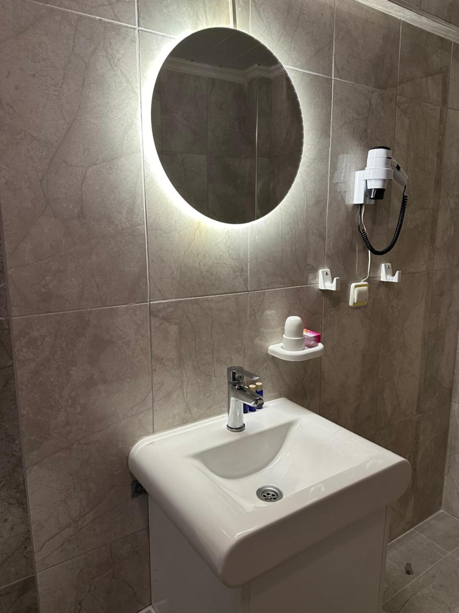 Efsanem Hotel Ayvalik Bagian luar foto
