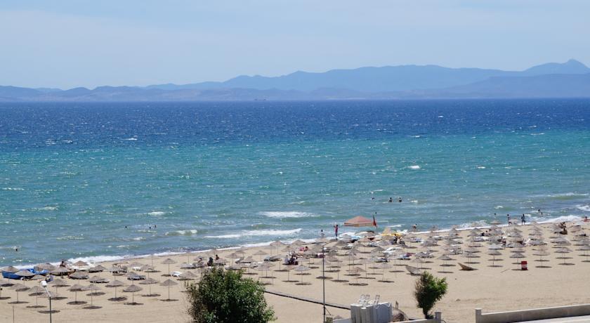 Efsanem Hotel Ayvalik Bagian luar foto