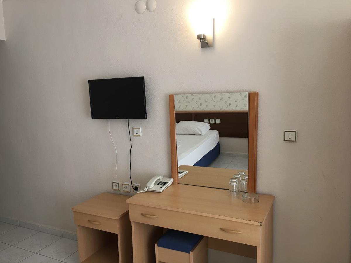 Efsanem Hotel Ayvalik Bagian luar foto